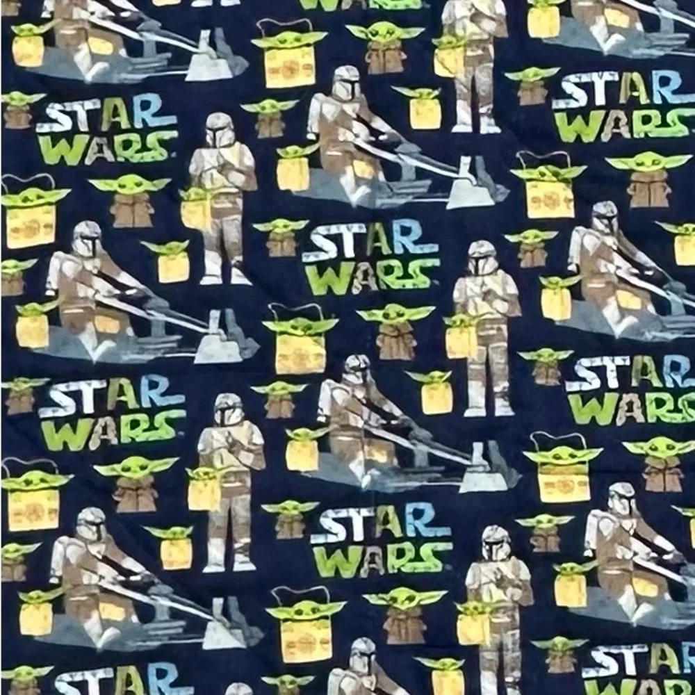 STAR WARS quilt reversible patterns size 45 x 36